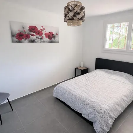 شقة Cosy - Proche Gare Et Centre-ville Saint-Raphaël